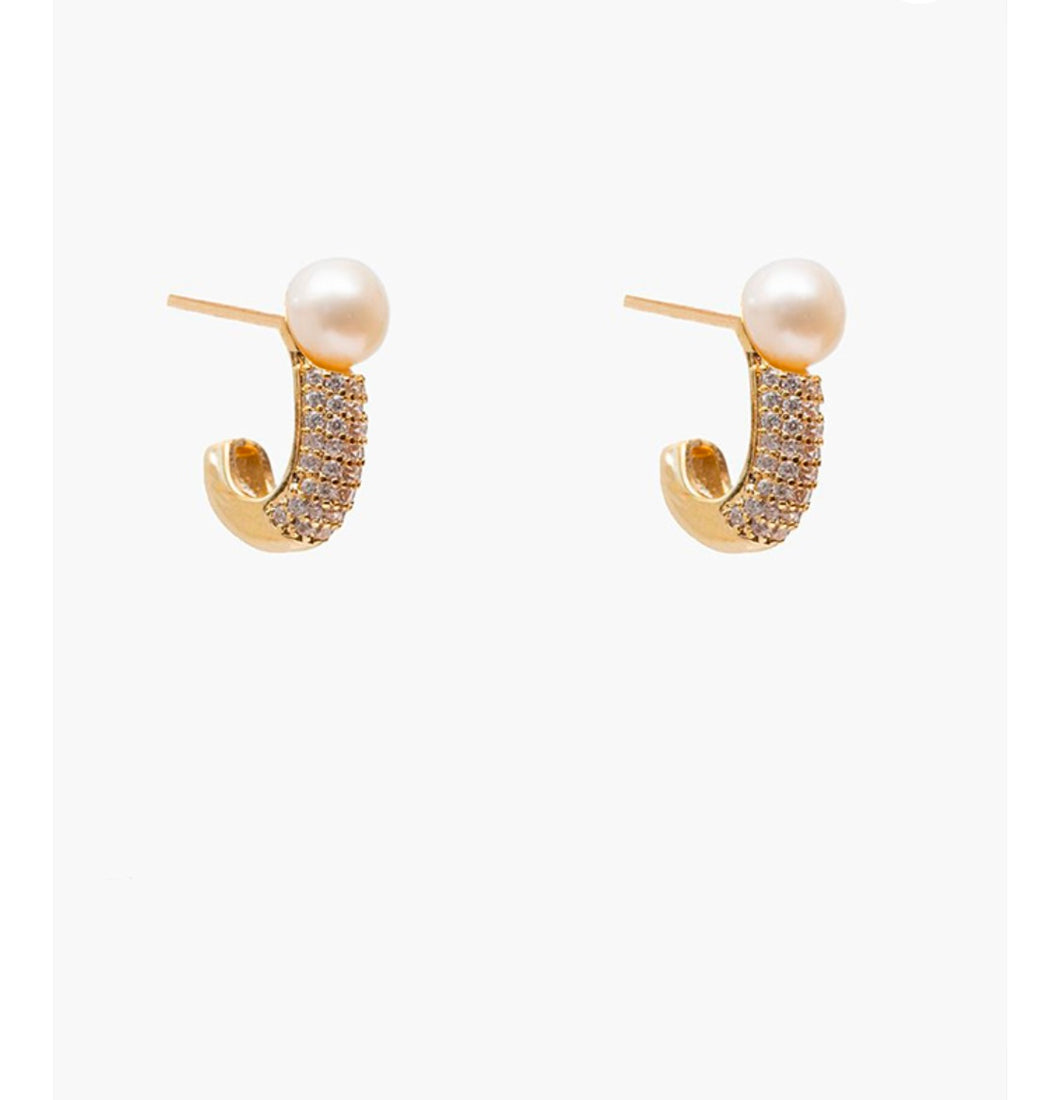 jewellery - Pearl & diamante hoop